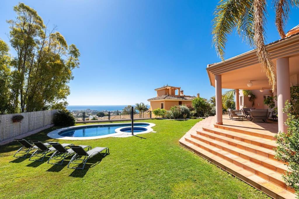 Villa In Benalmadena Pueblo エクステリア 写真